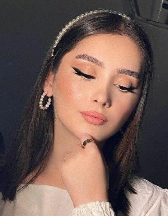 Ceren - Sarıyer Escort