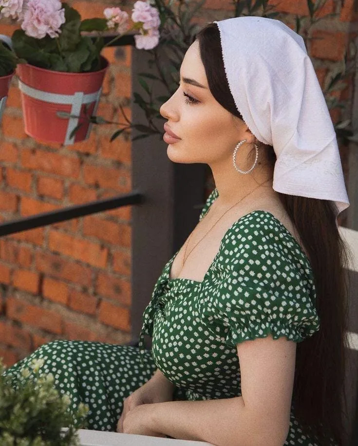 Damla - Sarıyer Escort