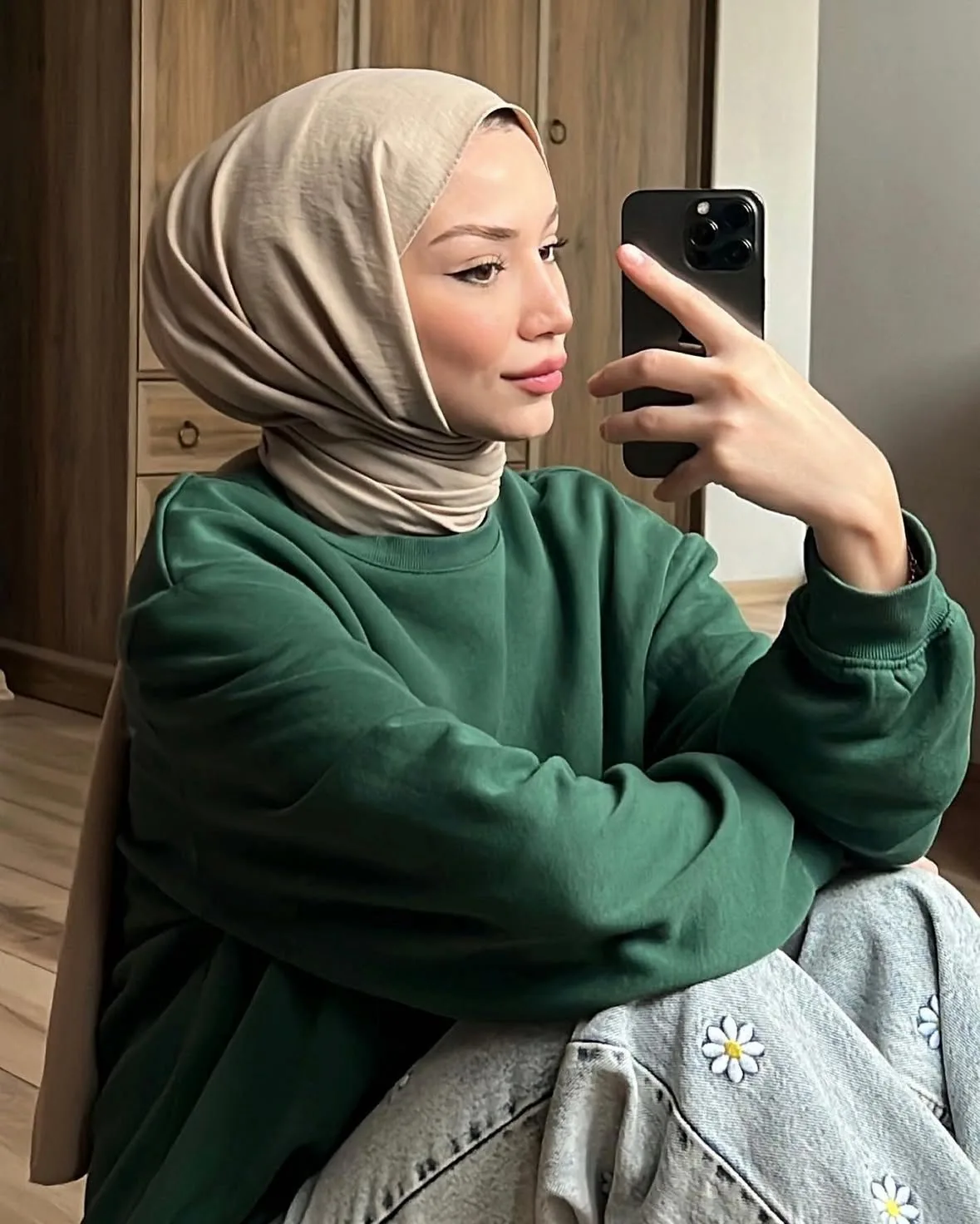 Bade - Sarıyer Escort