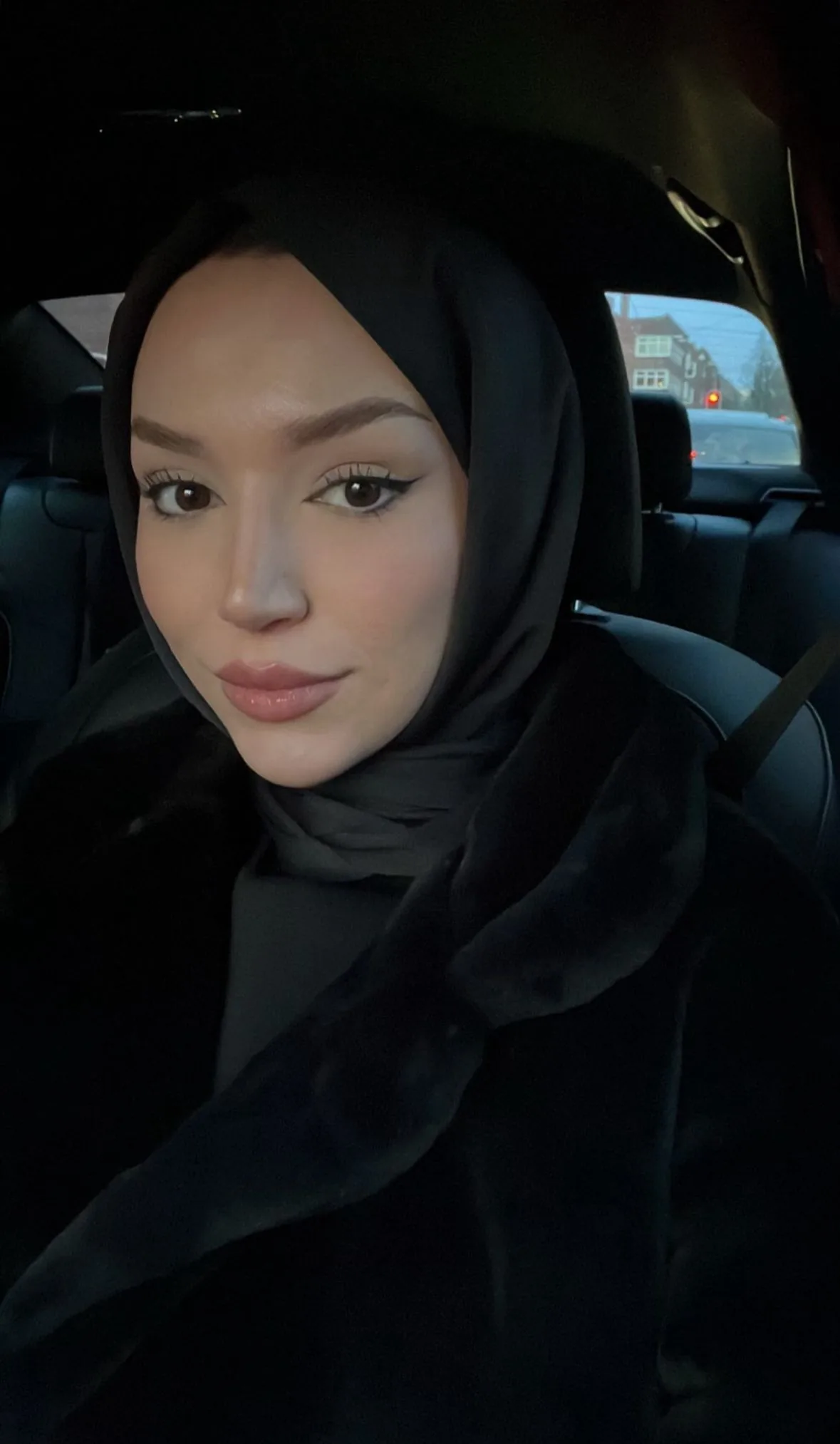 Bade - Sarıyer Escort