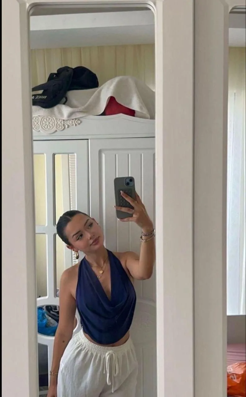 Gül - Sarıyer Escort