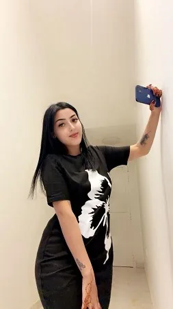 Selin - Sarıyer Escort
