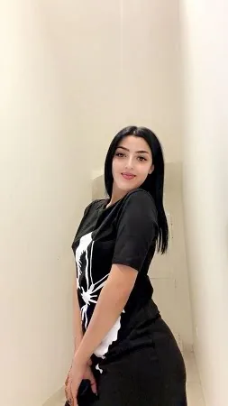 Selin - Sarıyer Escort